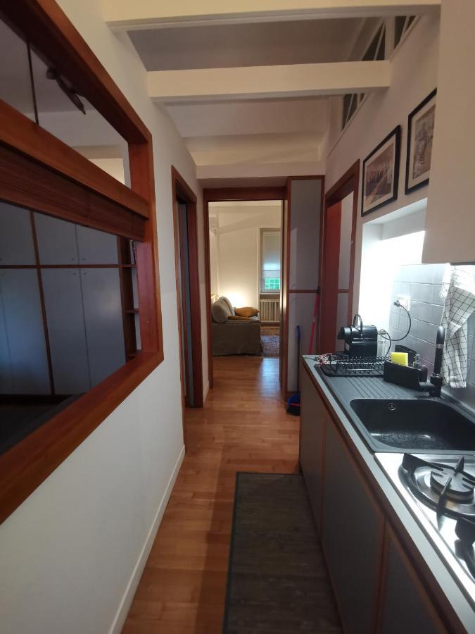 Domus B Corso Francia Apartment Рим Екстер'єр фото