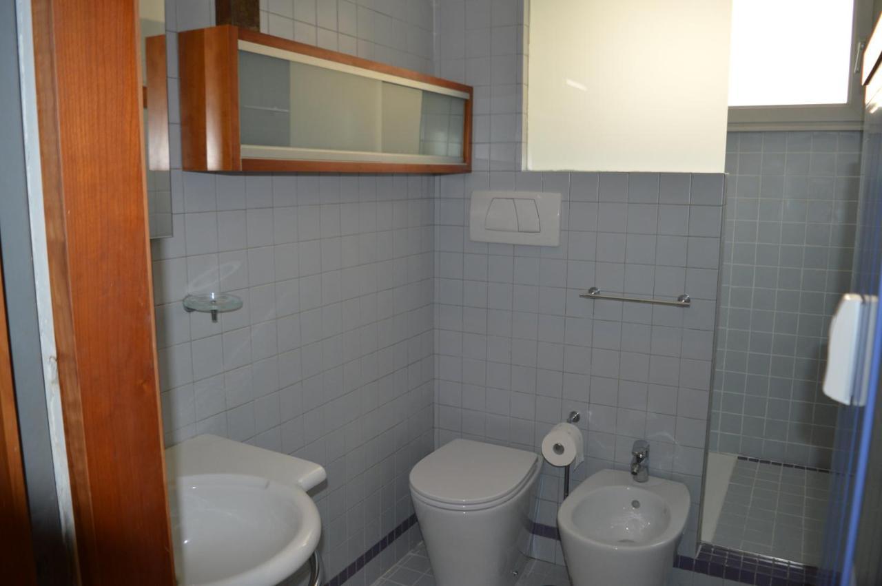 Domus B Corso Francia Apartment Рим Екстер'єр фото