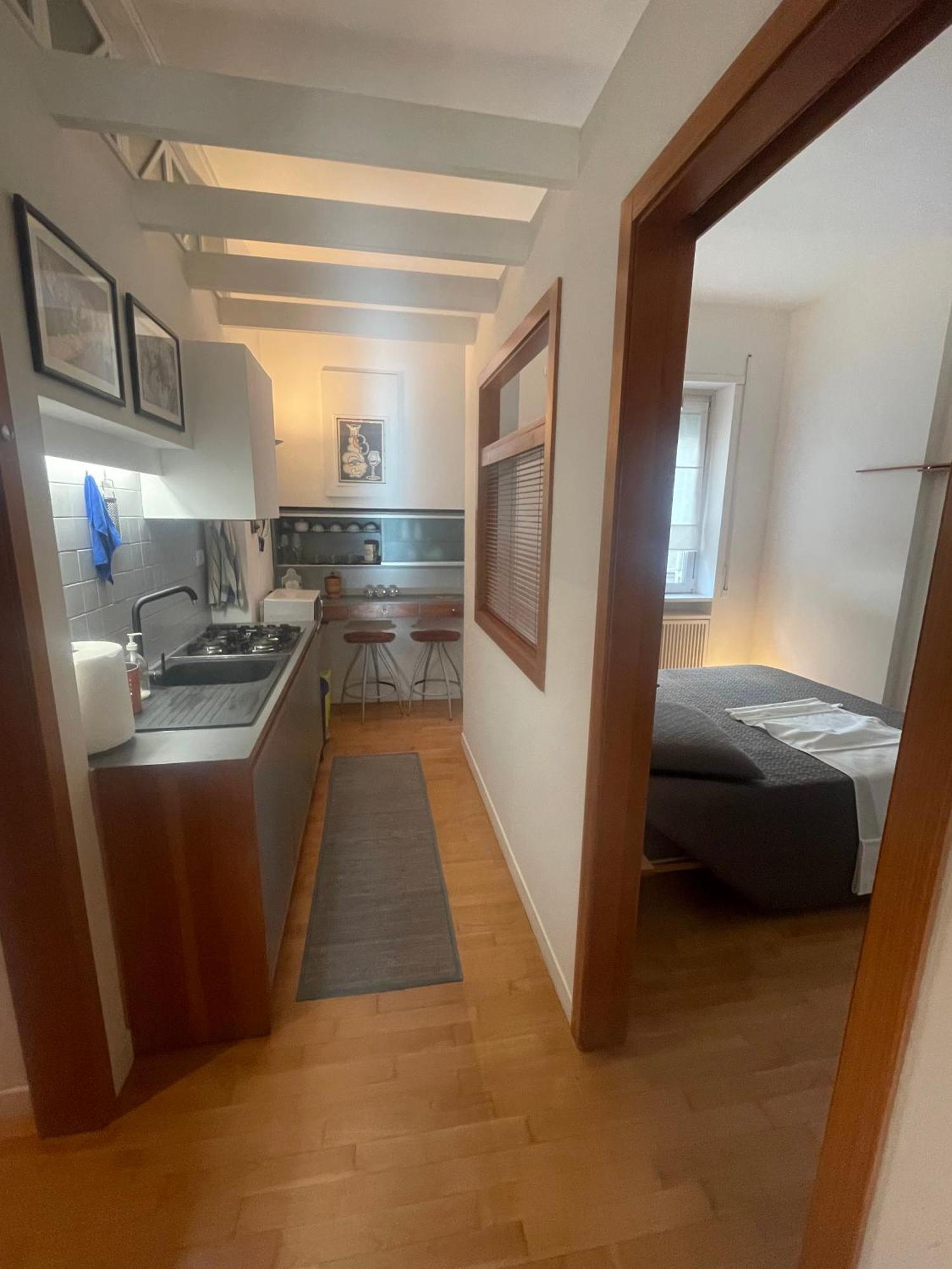 Domus B Corso Francia Apartment Рим Екстер'єр фото