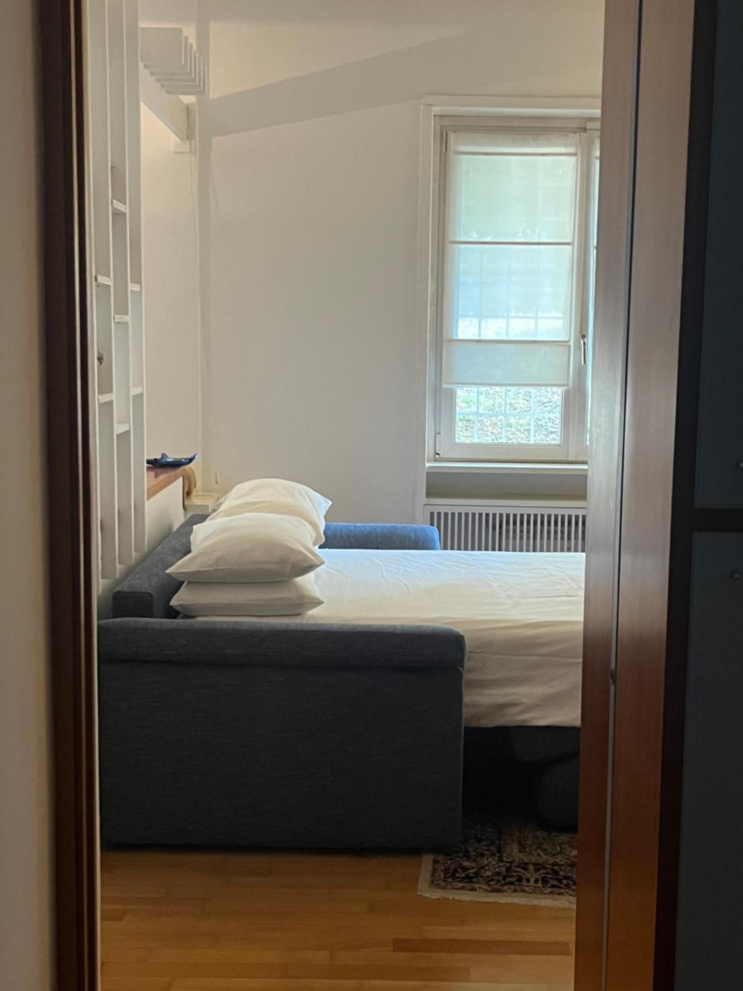 Domus B Corso Francia Apartment Рим Екстер'єр фото